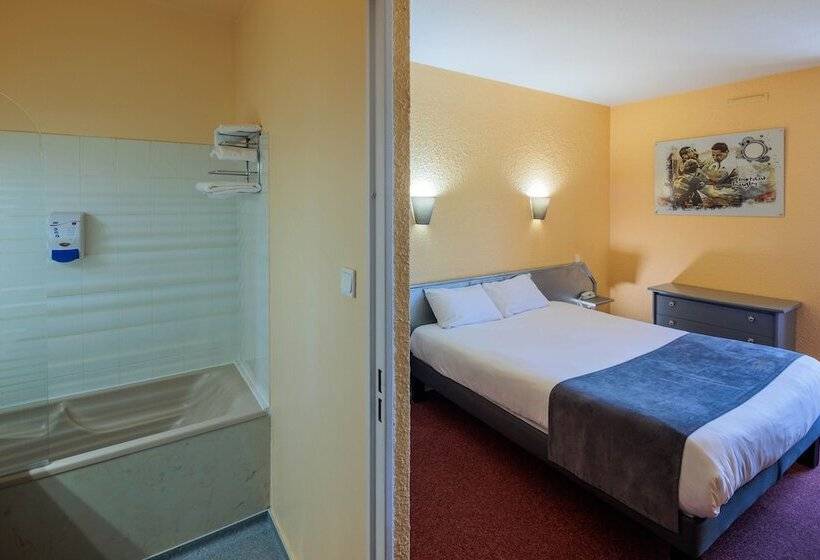 Logis Hotel Noemys Brive   Restaurant Le Teinchurier