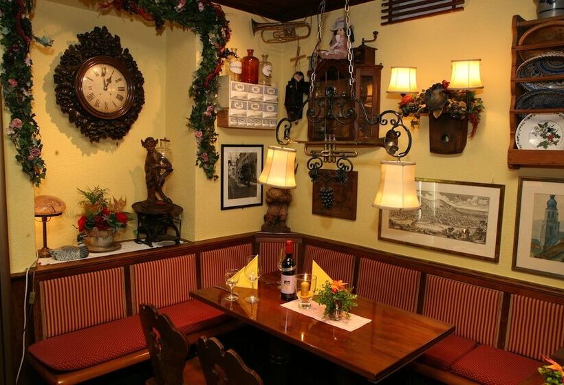 هتل Restaurant Hackteufel