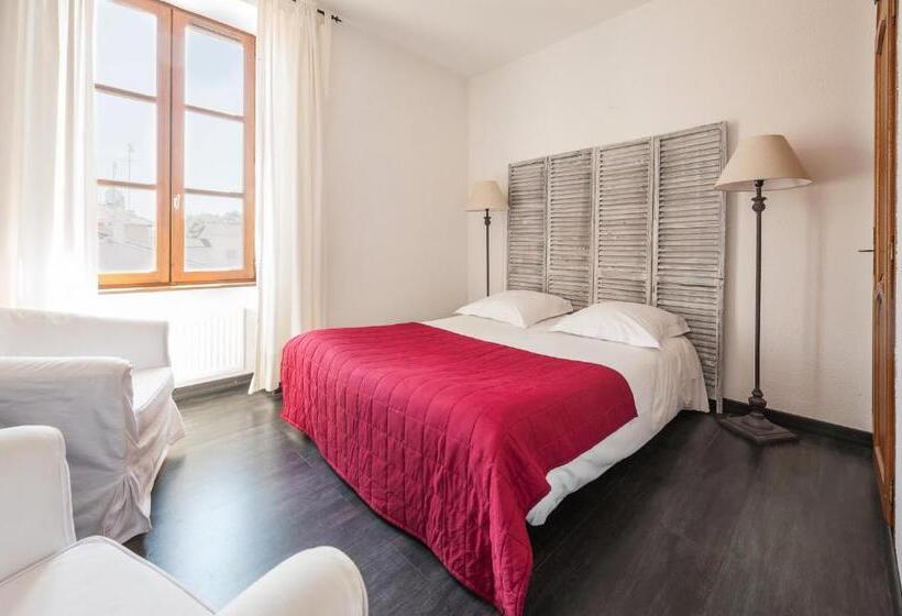 בית מלון כפרי Le Relais Des Dix Crus   Logis Hôtel B&b