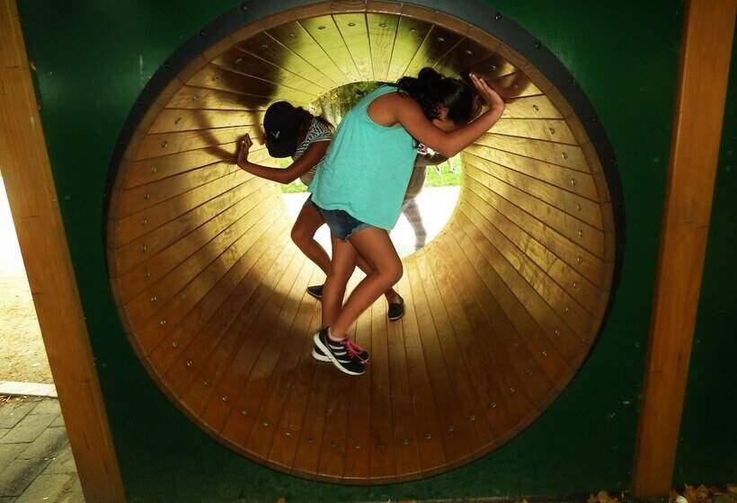 The Esplanade Motel & Conference Centre