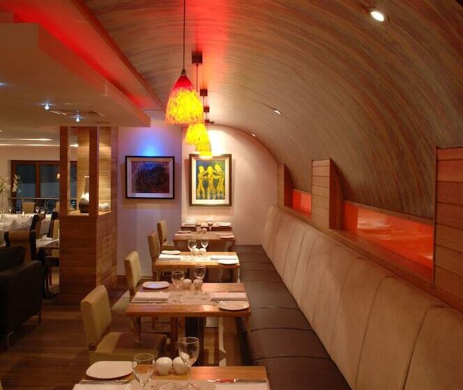 The Villa Rose Hotel & V Spa