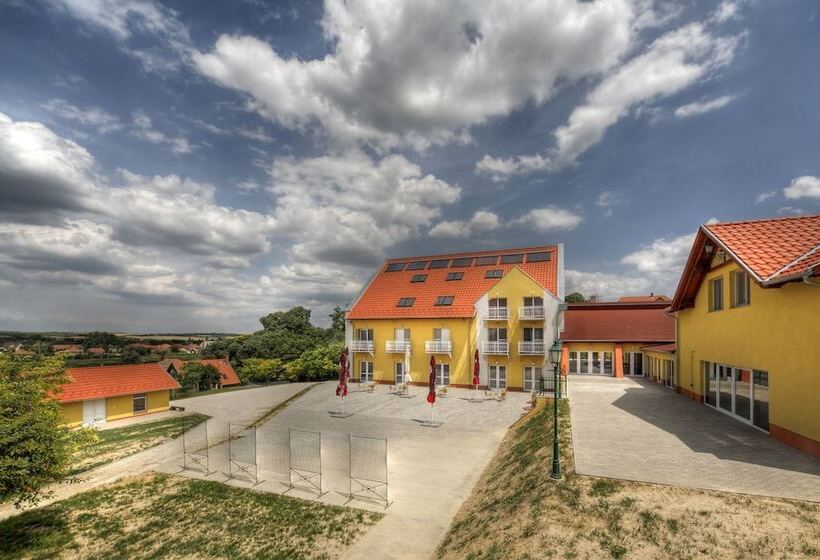 Fried Kastély Hotel Simontornya