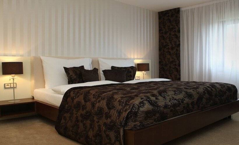 Golden Fish Hotel Apartments