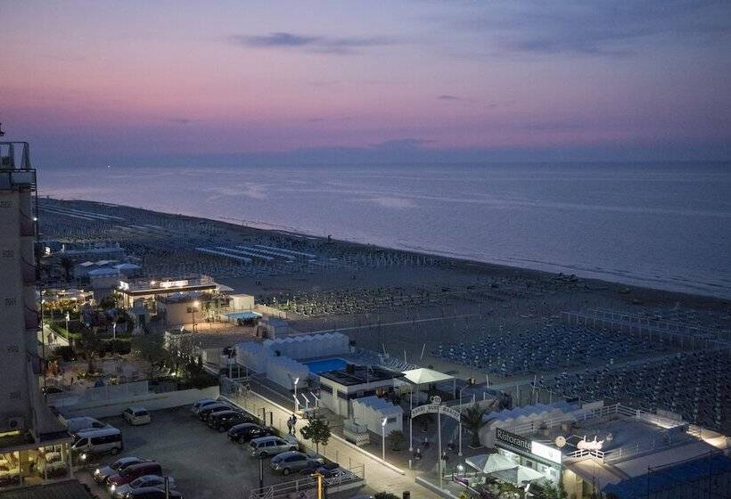 هتل Adlon   Fronte Mare