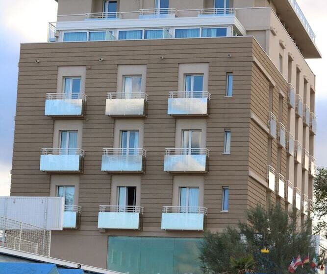 هتل Adlon   Fronte Mare