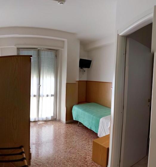 هتل Albergo Anita