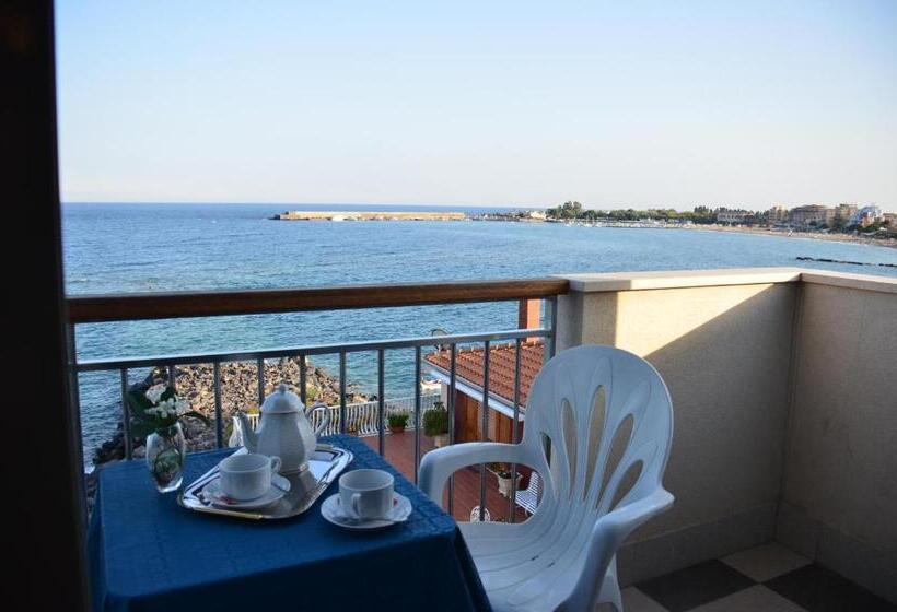 هتل Costa Azzurra