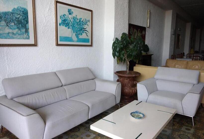 هتل Costa Azzurra