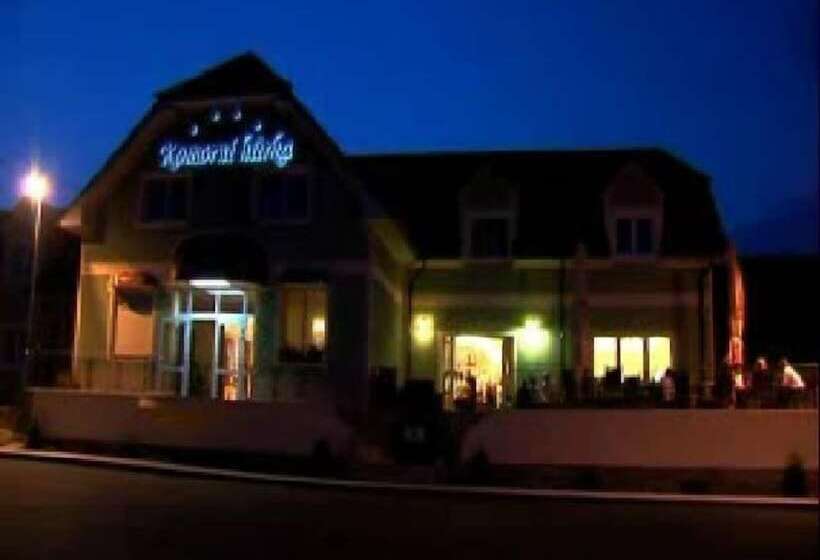 ホテル Komorni Hurka