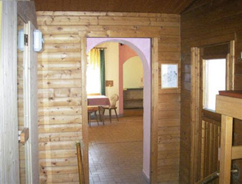Отель Kuhn