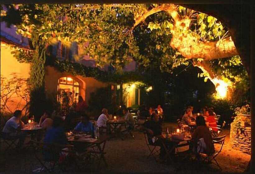 호텔 Hôtel Le Mas Des Grès & Restaurant Sous Les Platanes