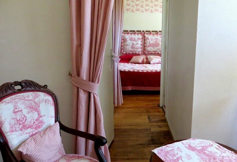 호텔 Logis Hôtel Le Clos Pité