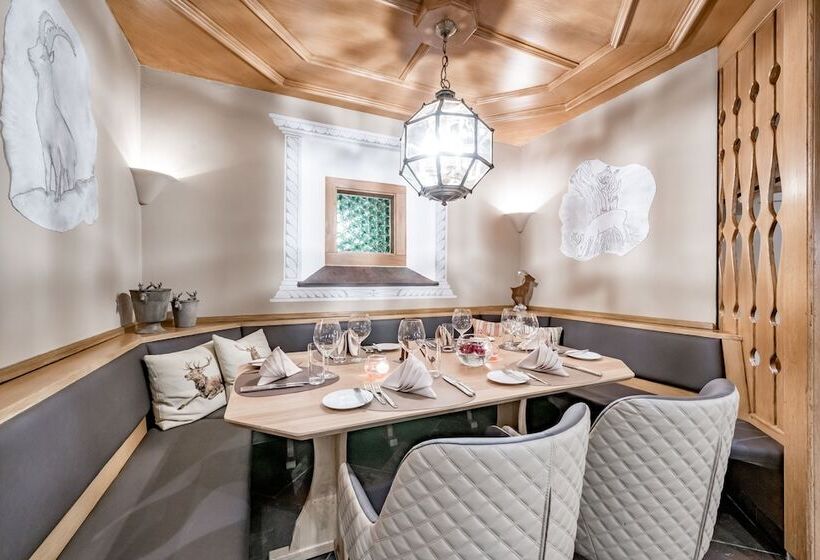 ホテル Post Sils Maria