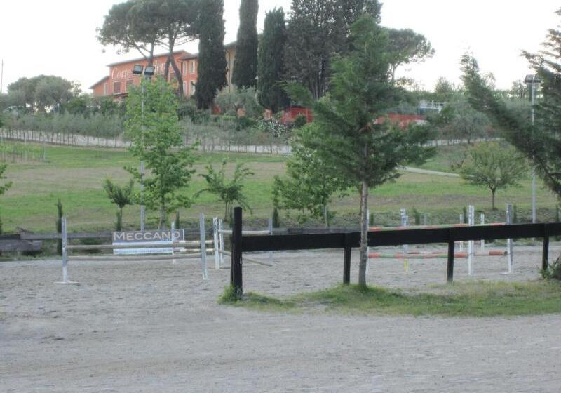 هتل Agriturismo Corte Benedetto