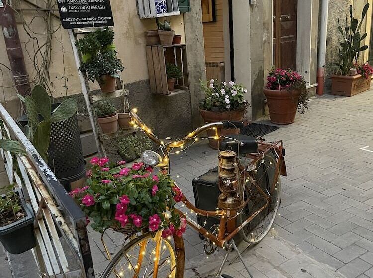 تختخواب و صبحانه Casa Tipica Siciliana Patronale Home Bedandbreakfast Tremetrisoprailcielo Camere Con Vista, Colazion