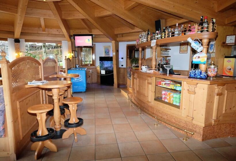 Al Pian Garnì Hotel   B&b & Pizza