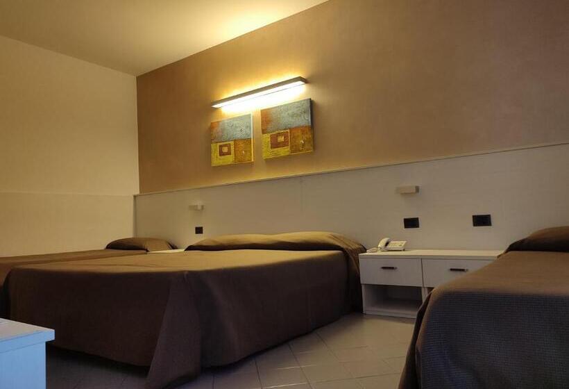هتل Albergo Al Cacciatore