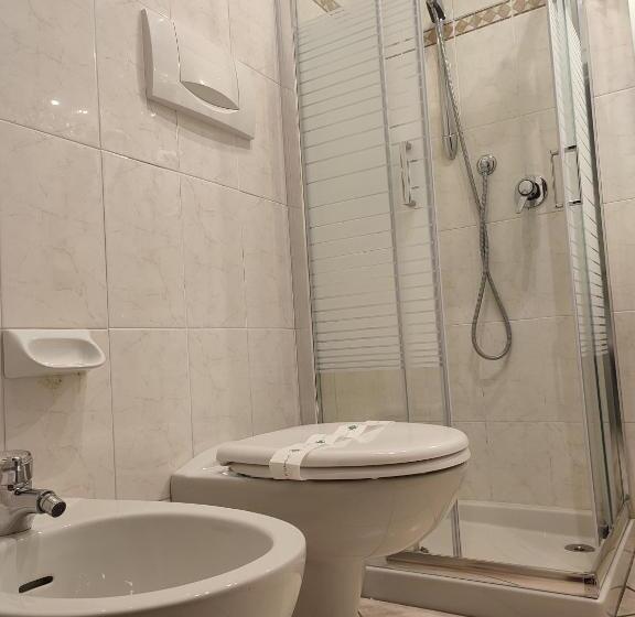 هتل Albergo Al Cacciatore