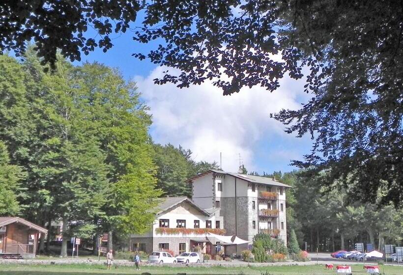호텔 Albergo Le Macinaie  Monte Amiata