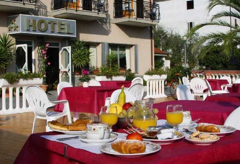 هتل Albergo Ristorante San Matteo