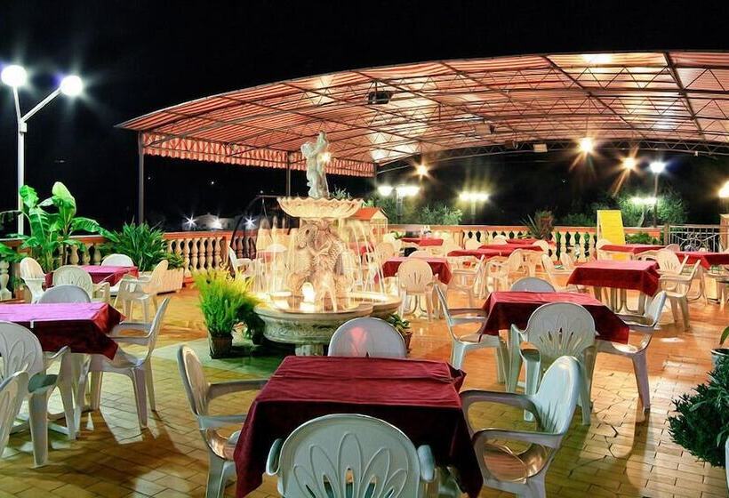 هتل Albergo Ristorante San Matteo