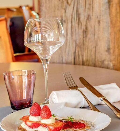 호텔 Auberge Du Cheval Blanc   Teritoria