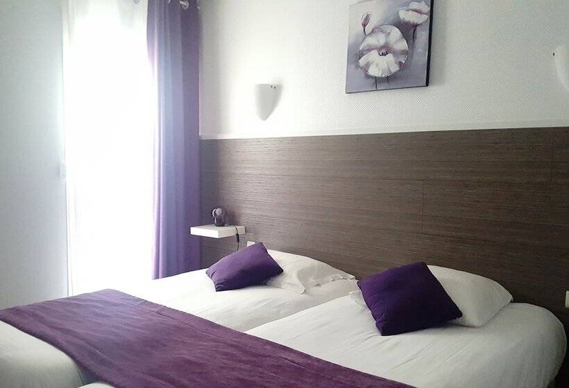 בית מלון כפרי De L Europe