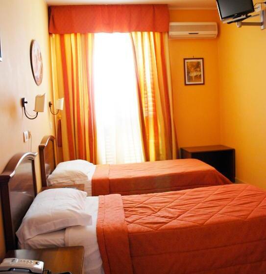 هتل Greta Rooms