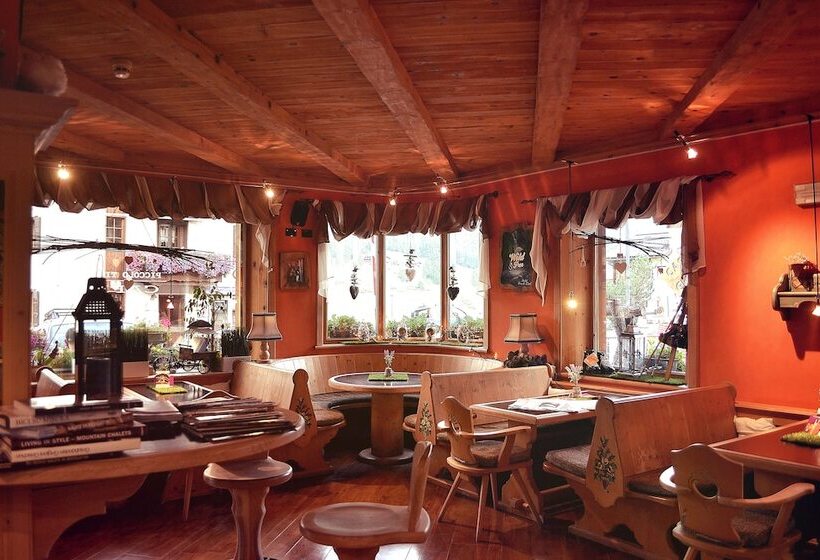 فندق Piccolo Tibet