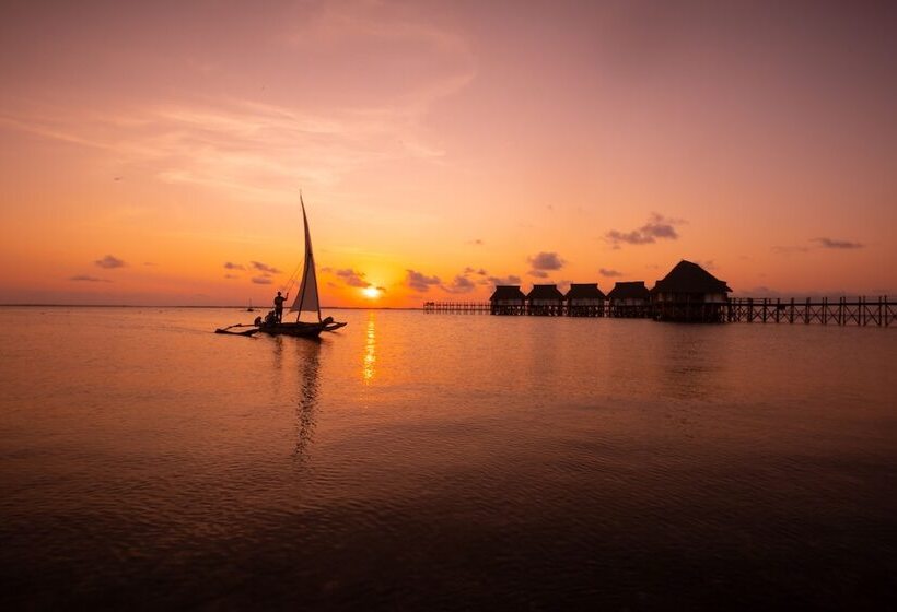 فندق Konokono Beach Resort And Isaraya Luxury Overwater Villas