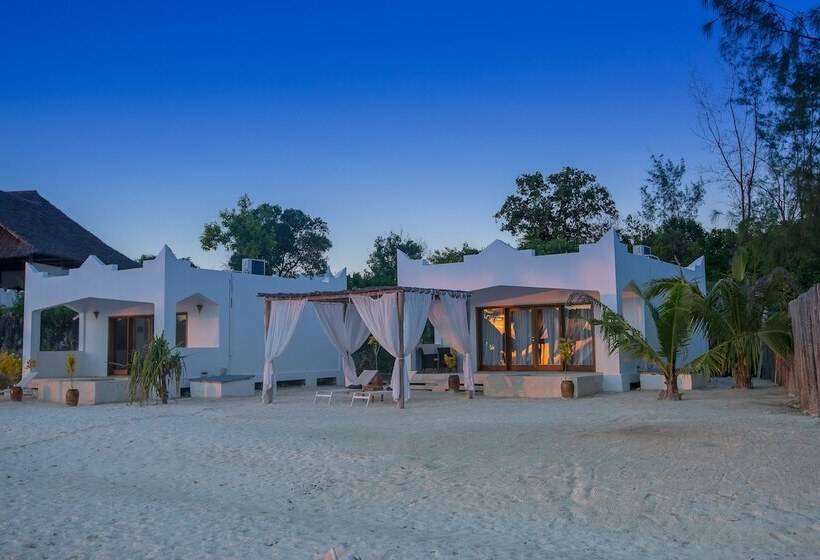 فندق Konokono Beach Resort And Isaraya Luxury Overwater Villas