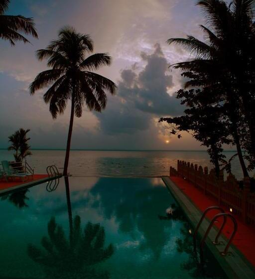 فندق Paradise Resorts