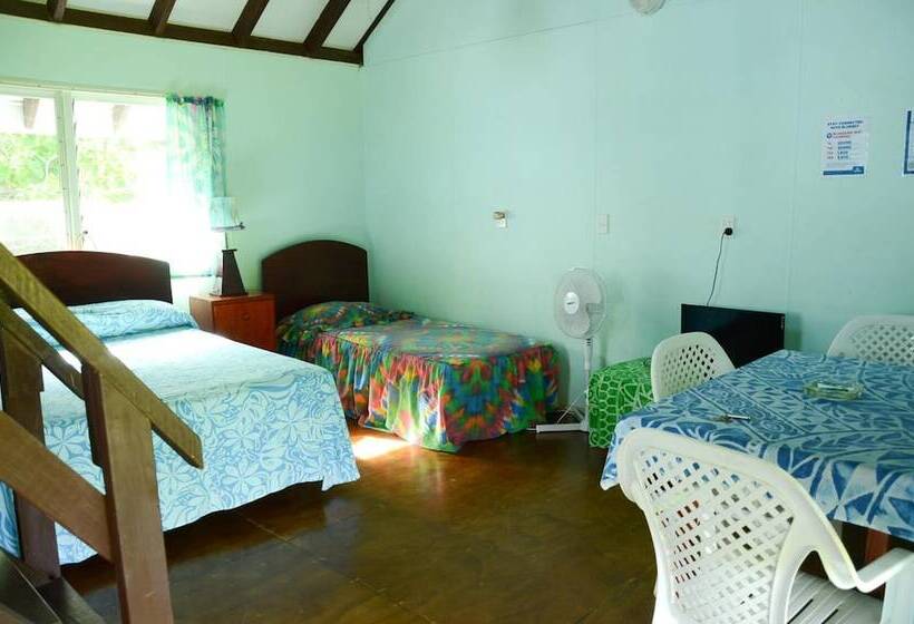 مُتل Gina's Garden Lodges