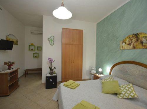 B&b Poliglotta
