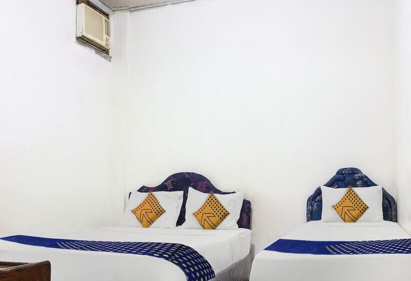 Spot On 91212 Hotel Kelimutu