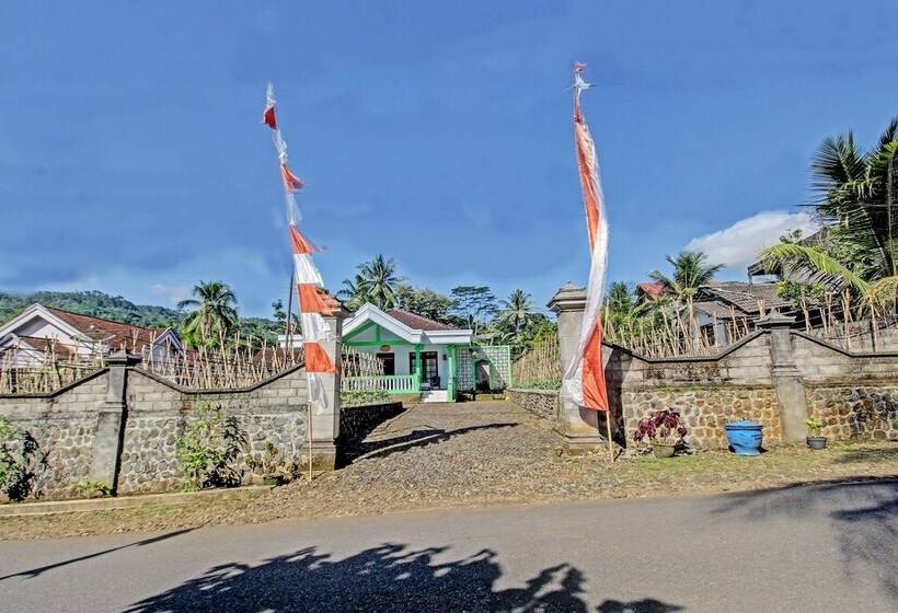 酒店 Spot On 91214 Desa Wisata Pandean