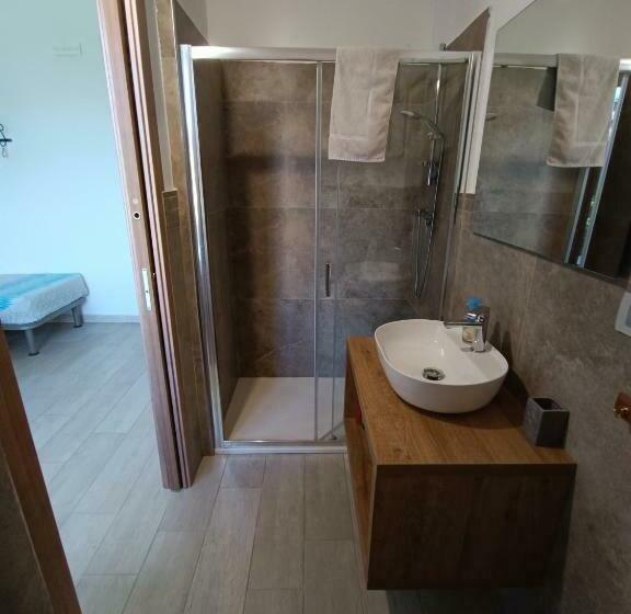 펜션 Bed And Breakfast Murales Orgosolo
