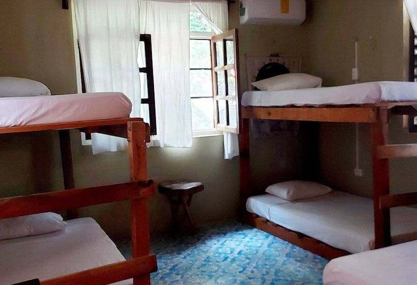 هاستل Lulú La Bruja Yoga Lodge