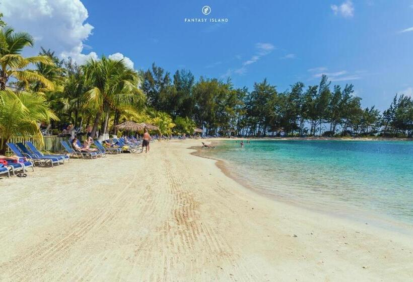 Fantasy Island Beach Resort And Marina   All Inclusive