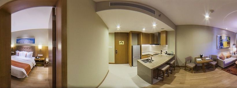 هتل Holiday Inn Changbaishan Suites, An Ihg