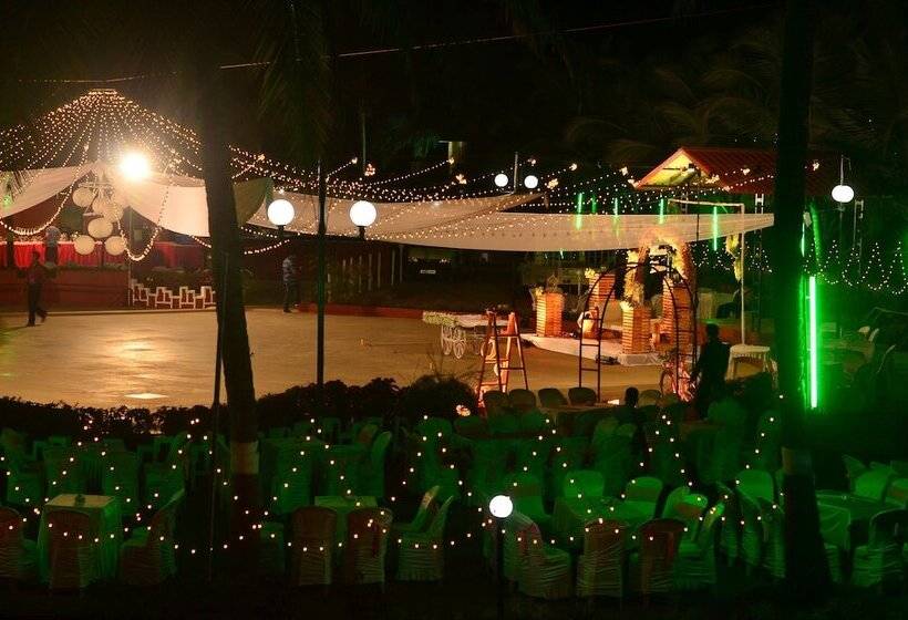 هتل Indismart Woodbourne Resort