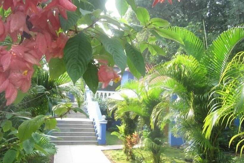 هتل Mayflower By Casa Eternal Beach Resort Baga