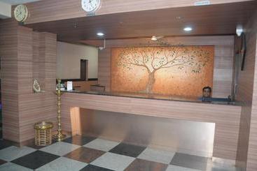 Fotos del hotel Mysore Mayflower:  7