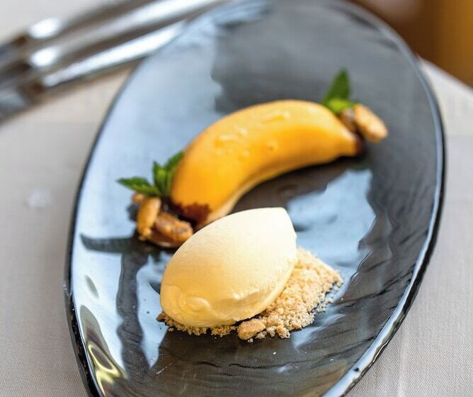 هتل روستایی Cesa Tyrol