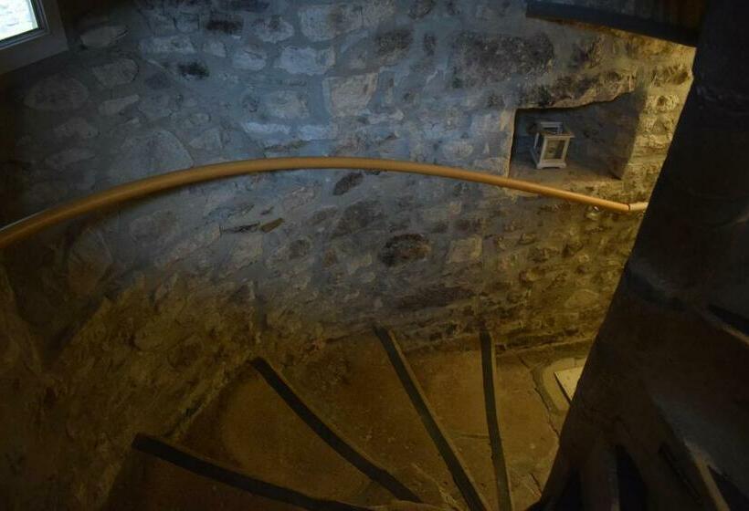 Отель Auberge De La Vallée De La Douve