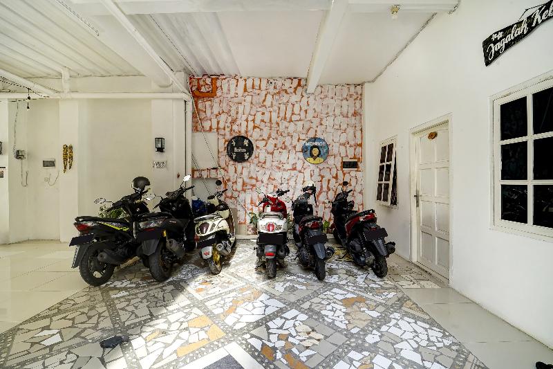 هتل Oyo 91173 Guesthouse King Puntodewo