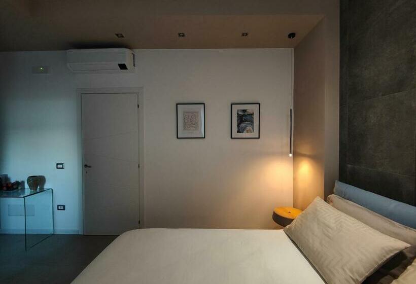 بنسيون Capricci Di Vento   Design Guest House