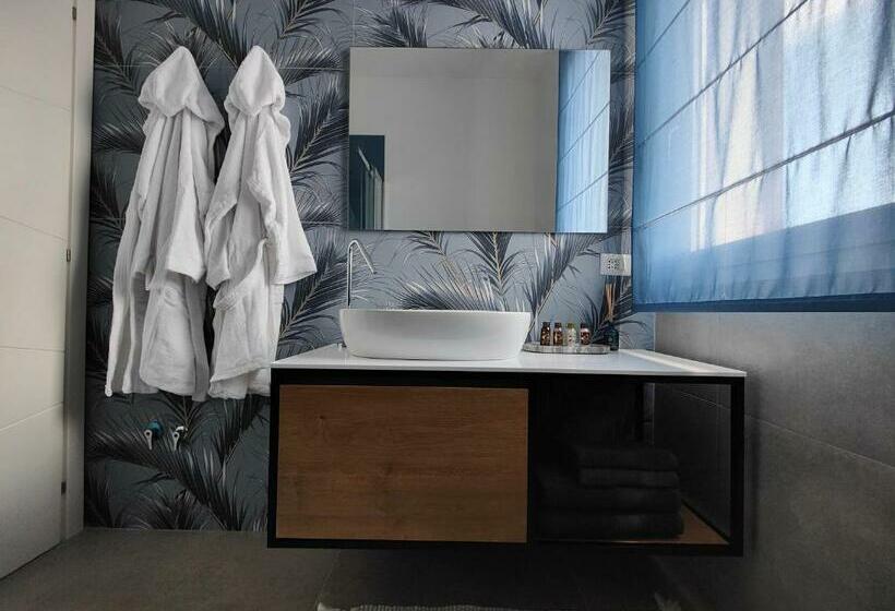 بنسيون Capricci Di Vento   Design Guest House