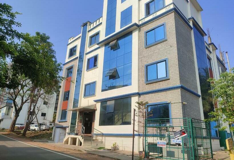 酒店 Ashray Residency