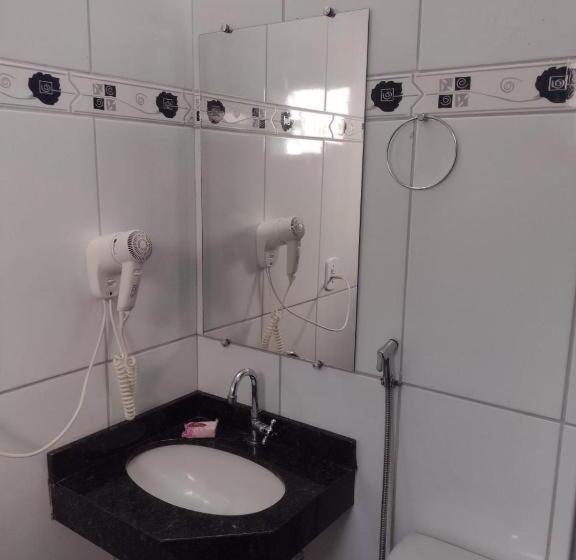 هتل Camping Pousada Primavera Olímpia